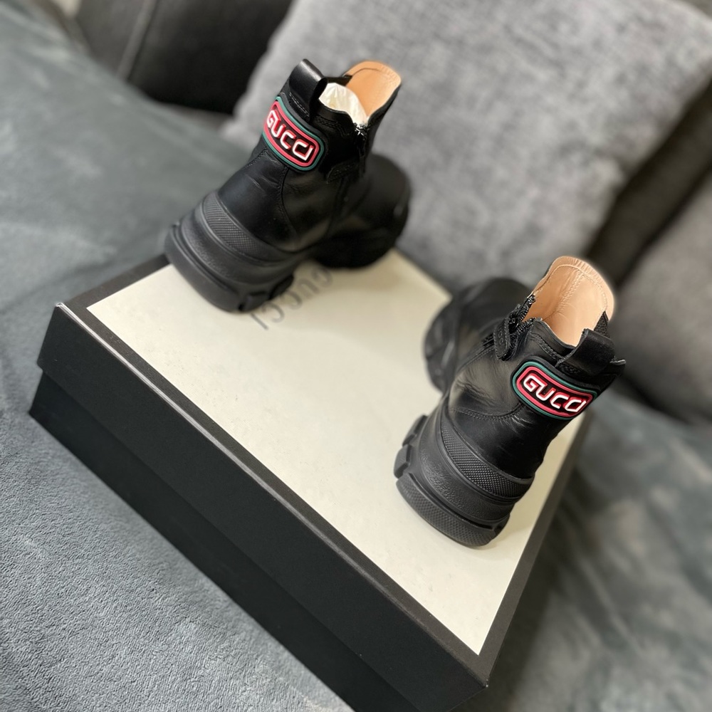 BLACK leather kids Gucci boots